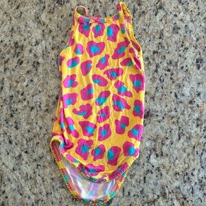 Posh peanut tank onesie 12-18 months 💕🩵💛